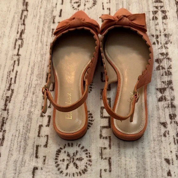 Essex Lane Pink Scalloped Bow Flats - Picture 3 of 5